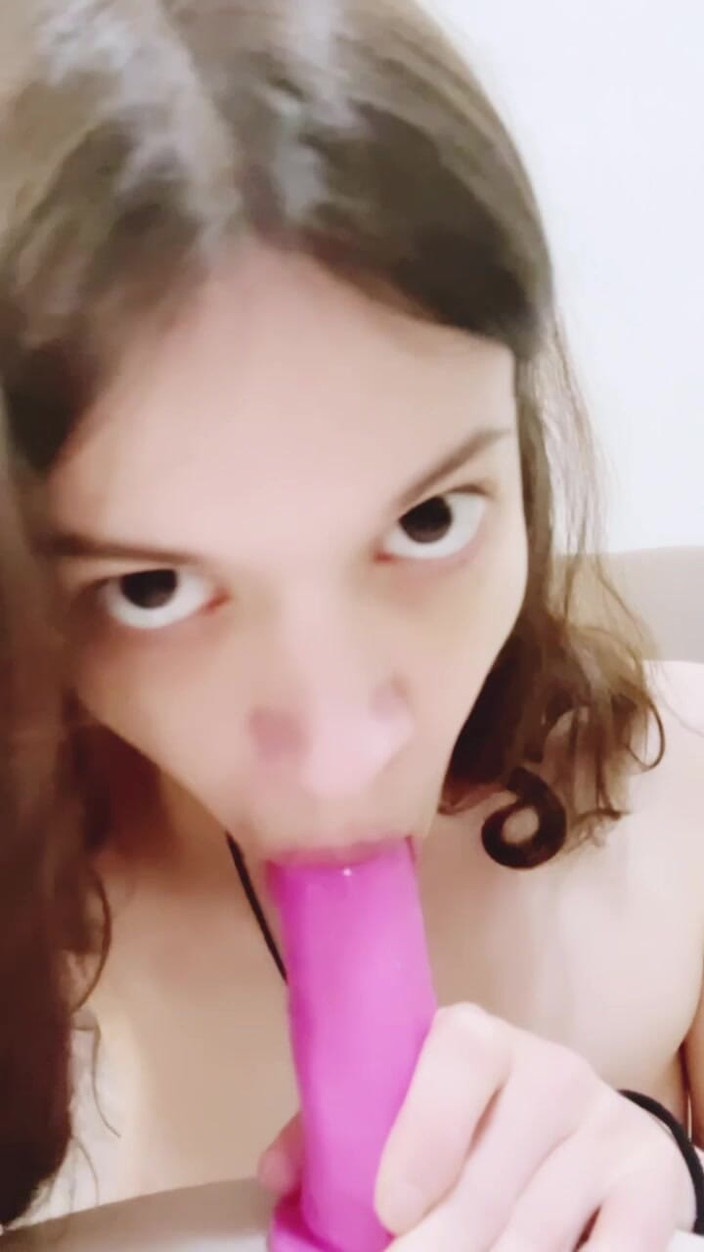 Dolls Cult: Berikut adalah Apa yang Saya Lakukan Apabila Saya Bersendirian Di...