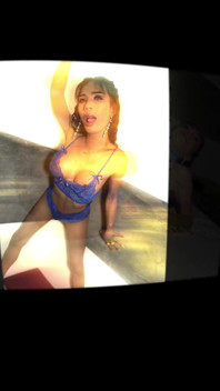 Hete Aziatische ladyboy pro pikzuiger