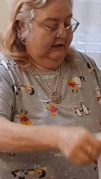 Mytí kalhotek mé bílé babičky pro klienta!