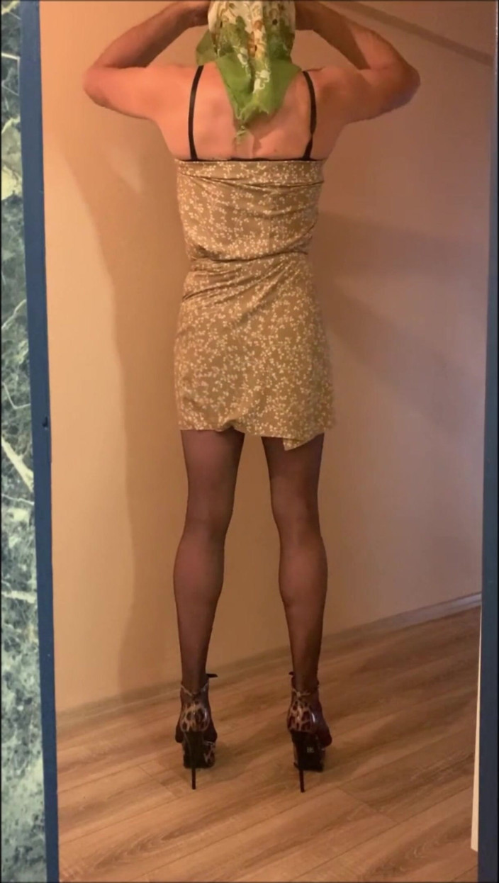 cd_aysemmm: Velký zadek a mini péro Femboy