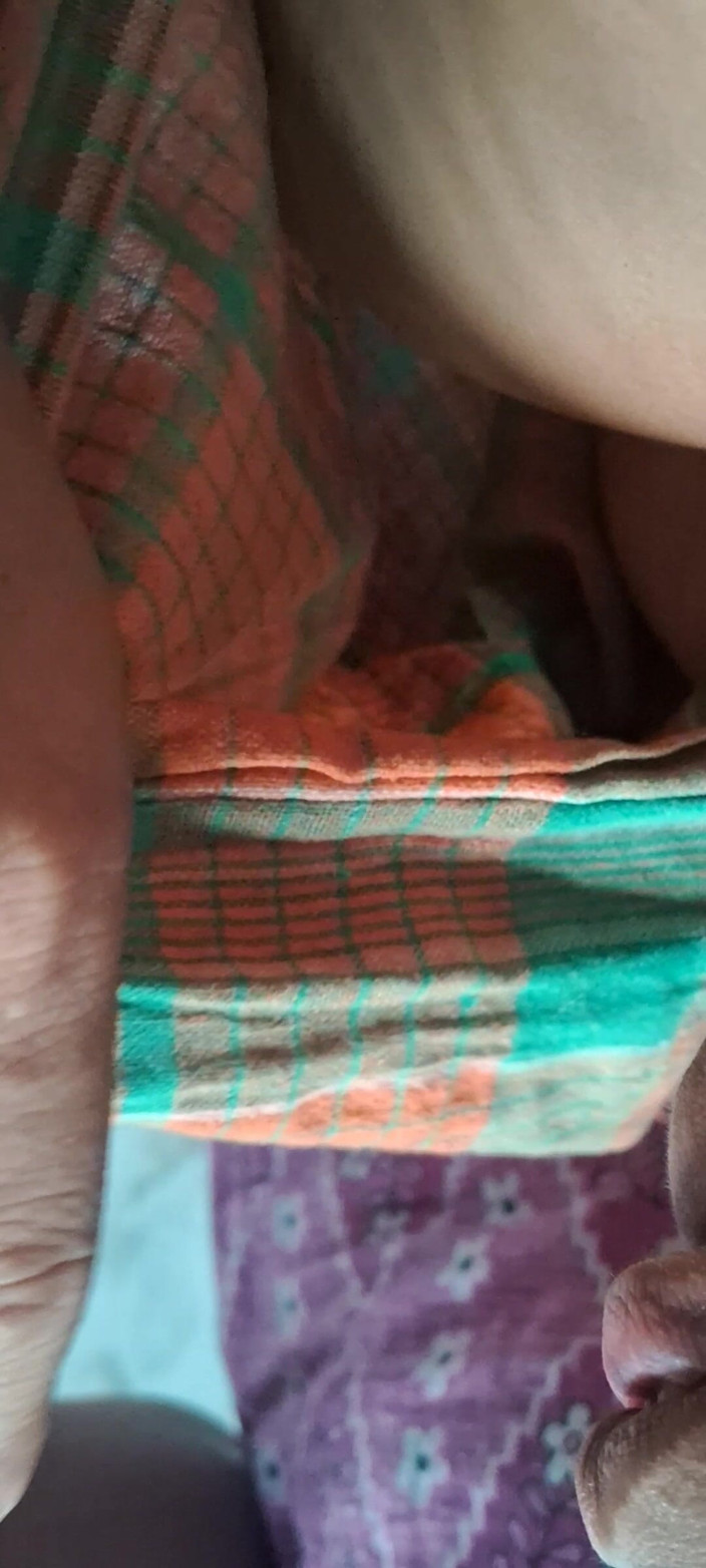 Localsexlove011: Desi Assamese Girl Handjob and Blowjob Boyfriend Big Cock