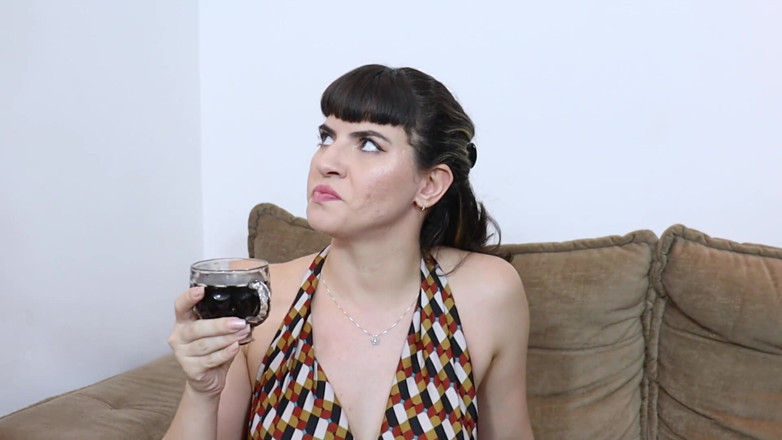Lady Snow Brasil: A uitat să cumpere lapte pe care să-l pună în cafeaua...