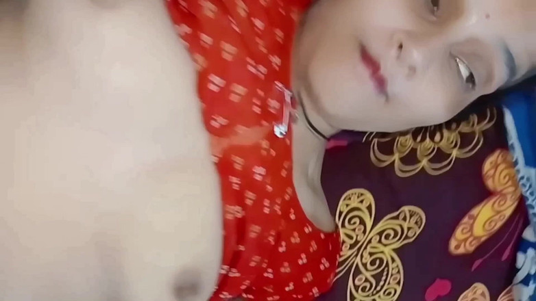 Janvibhabhii: Fata indiancă proaspăt căsătorită și-a luat cumnatul să-și introducă penisul în pizda...