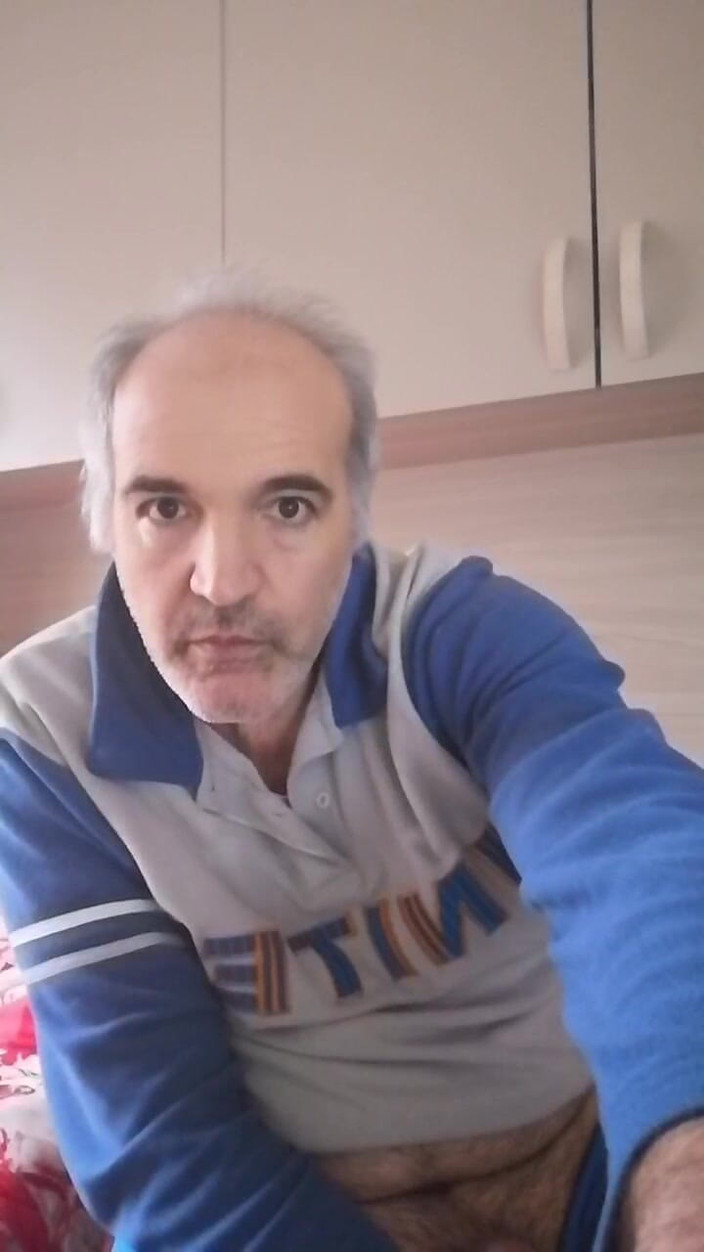 Setesesso7: Triple pisse avec une bonne branlette pour mon ami du...