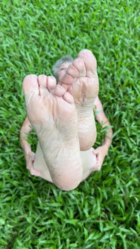 Solo Foot Play
