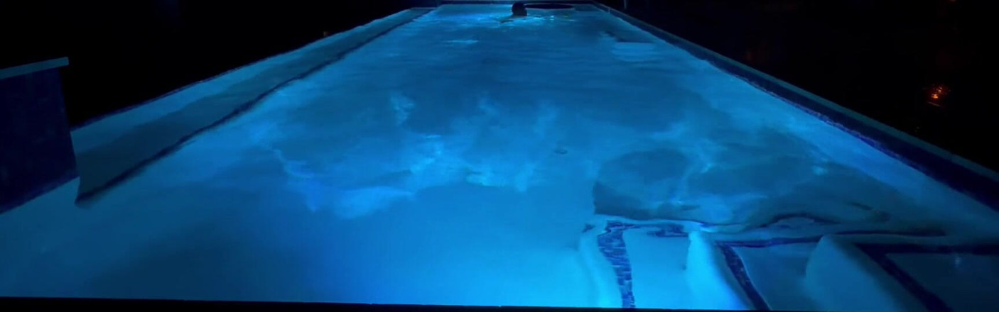 GottaLuvBB: Mais alguém brinca de buscar nua na piscina?
