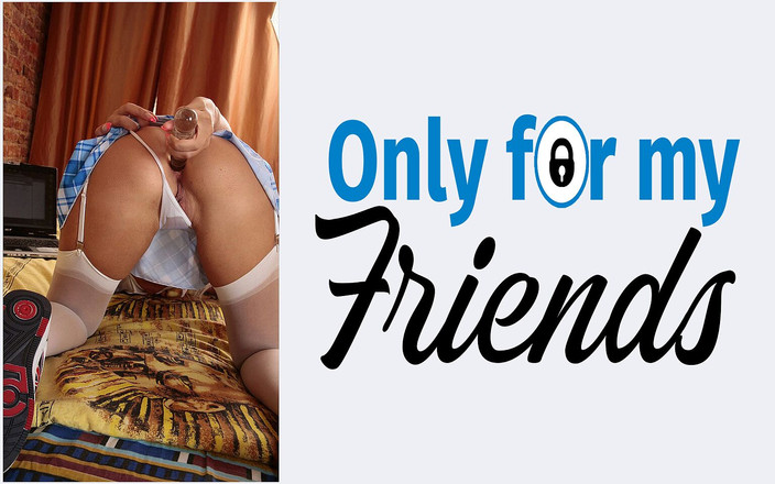 Only for my Friends: Le casting porno d’Ekaterina Glascov, grosse salope de 18 ans au...