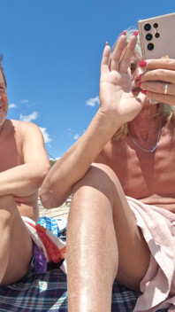 Seks gösterisi stripchat, çıplaklar plajı, transeksüel ve adam, gigi ve dave 17-05-2025, p4