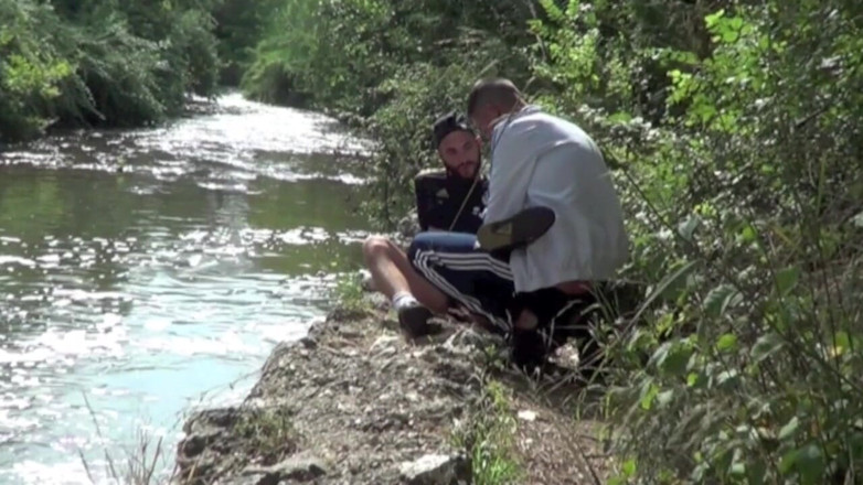 Crunch Boy: Straight boy fucked his friend in exhib outdoor cruising park