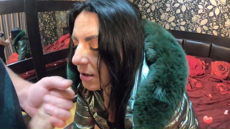 MilfyCalla: Milfycalla Ep 137 Macocha została zerżnięta w twarz. Spuszczanie na błyszczącą...