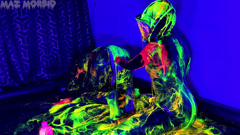 KinkyFemdomTV: Uv mokrá a špinavá Gimpy dvojitá fisting 4K s Patricií