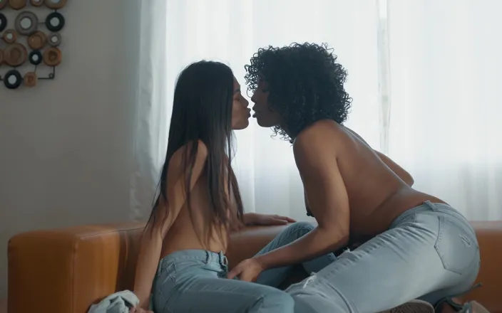 SweetheartVideo: Lesbian Beauties 20 Scene 1: Stunning Lesbians Crave Pussy