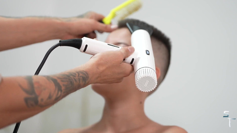 Shave Flix: 瓦伦蒂娜