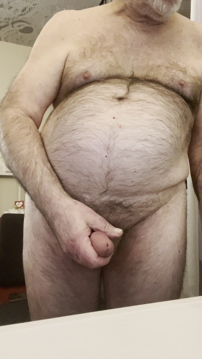 Coach Karl dude lodge: Coach Karl Butt and Cum 5699