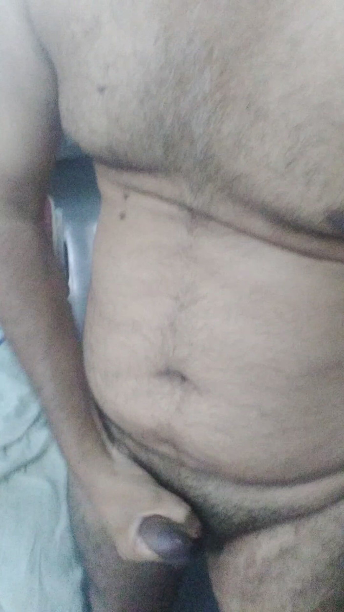 Nani Top: Futai gratuit cu pulă complet păroasă...