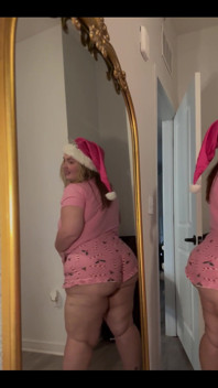 Practicing Twerking and Jiggling My Ass