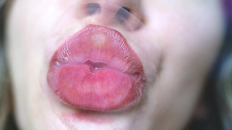 Rarible Diamond: Choco Lips Mark 2