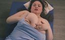 Anna Katz: Anna Katz Shakes Her Enormous Breasts