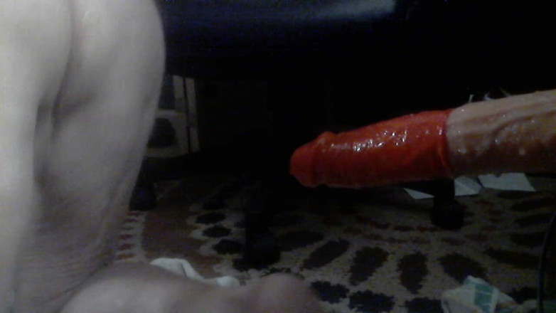 RobertLacrosse: Mijn kont houdt van een grote stotende dildo