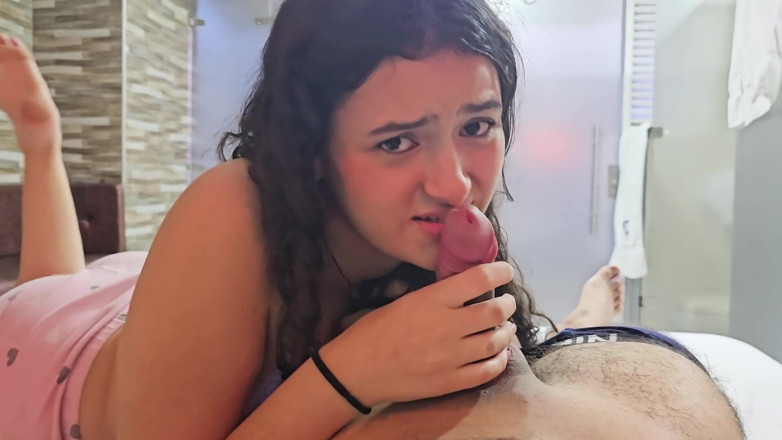 Jhonford: My Girlfriend Wakes Me up with a Blowjob so I...