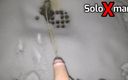 Solo X man: 雪の中で放尿する別の大きなペニス。