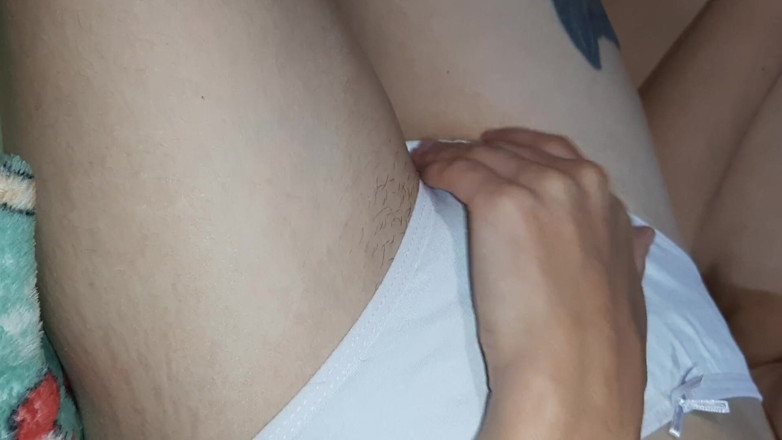 Lesbian-candys: Üç çıplak kız arkadaş sırayla boşalıyor