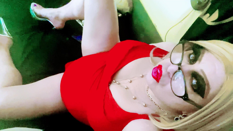 Krissy Sweets: Krissy Sweets blondine op hoge hakken
