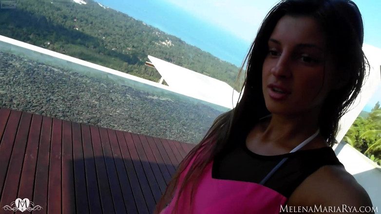 Melena Tara: Frotar clítoris Melena Maria Rya