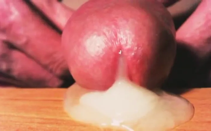 cameron000: My Big Cum Shot