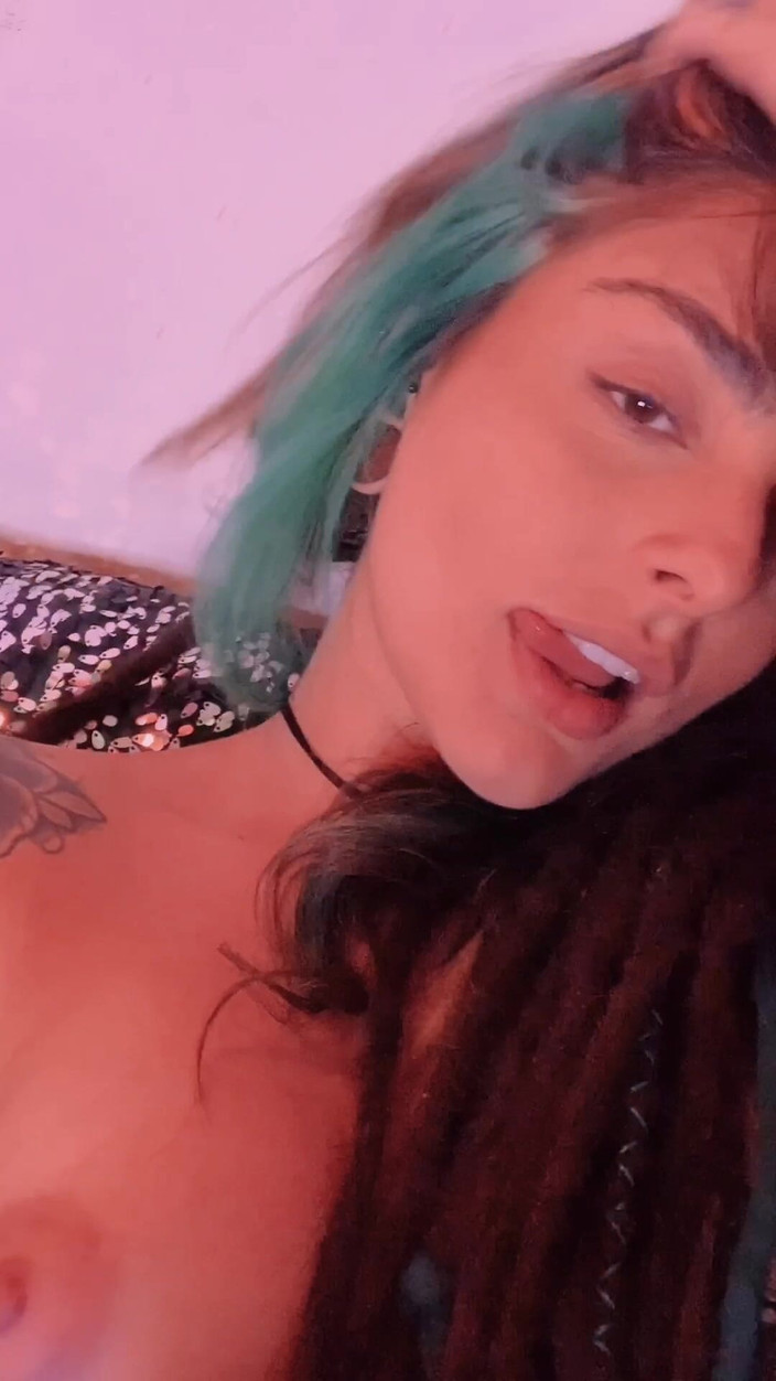 Dread Hot: Anale E Schizzo Di Terrore Hottie