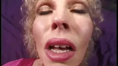Wild wet sex with mature beauty ends with facial