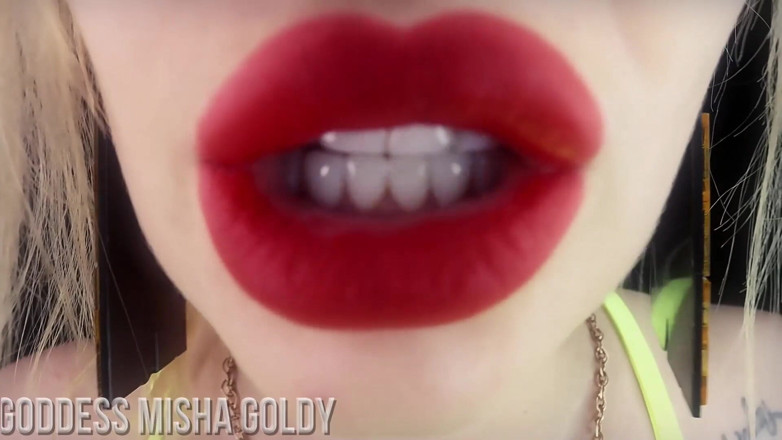 Goddess Misha Goldy: Du wirst nicht nein zu meinen roten heißen lippen sagen...