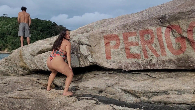 Paty Bumbum: bari macky ne apne vishaal 13 inch ke land se meri...