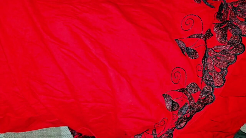 Faryal: Îmi place pizda mea cremoasă cine vrea să-mi mănânce pizda...