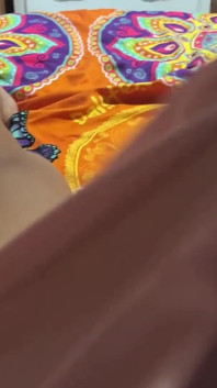 ตื่นขึ้นมาในเตียงร้อนผ่าวสุดๆ