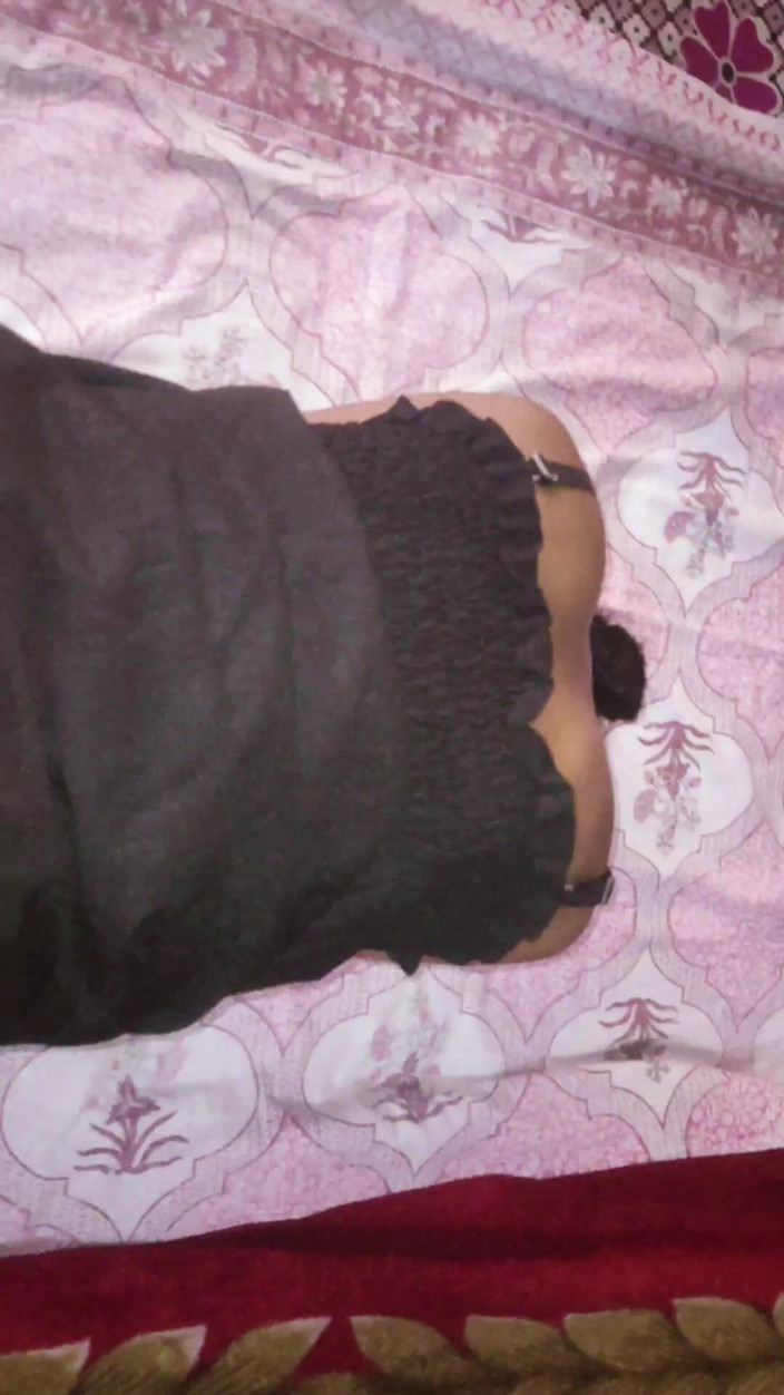 Lovely Dipti: India folla en perrito