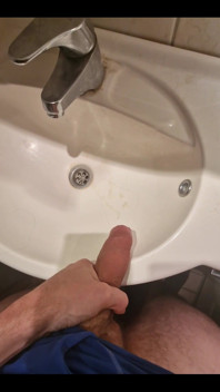 Wake up at Friend's House, Hungover. What Else You Gonna Do Than Cum? ‍