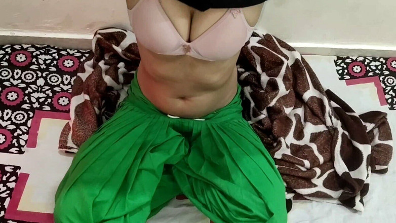 Saarabhabhi6: Teenage Slut Sneaks Her Boyfriend Into Her Room to Fuck,...