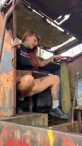 Thumbnail of Hot Babe Pees on Abandoned Train!