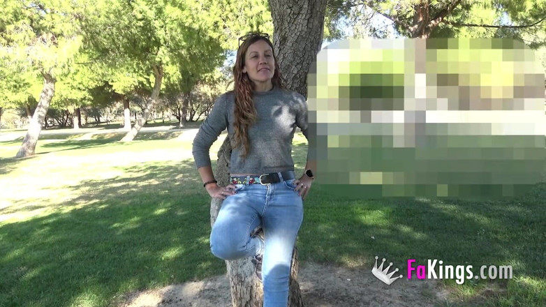 FAKings: Porn's little Stepsis is back! Araceli the MILF wants young...