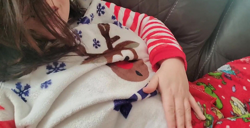 KinkyKatie: Mi toccando i vestiti