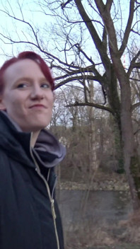 German Scout - Si rambut merah yang berkongkek Ginger Ella Rose mengambil untuk pertama kali casting lucah seks