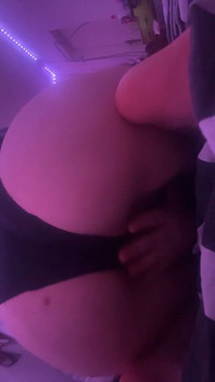 And Once Again, Joyliii Rubs Her Greedy Pussy.
