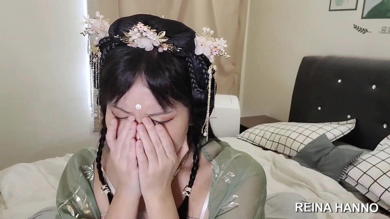 Reina Hanno: कॉकबाइन ने मूंगफली मोची का संचार किया