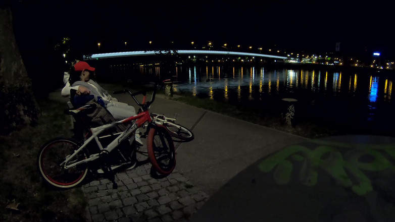 DedeDeville: Действительно рискованный и быстрый секс с моим сводным братом, оргазм сквирта и сперма в рот. Дада Девилль