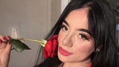 Nicolette sweet: Intro sexy trong bể sục