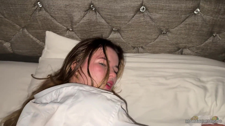 Maracumangoo: Moje oblečení je mokré a použil jsem vaše, doufám, že ti...