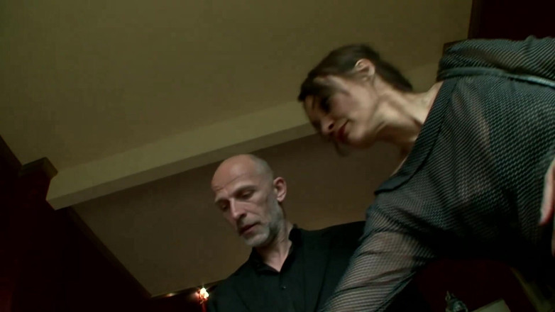 Deutschland porn: Experiencia BDSM (película completa)