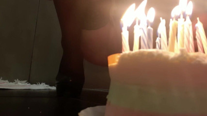 Aqua Pola: Pee on My Birthday Cake
