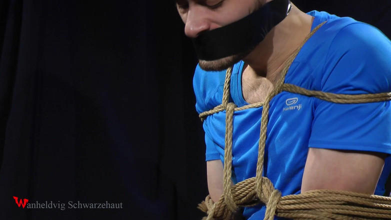 Wanheldvig: Tantangan seks bondage sama zeus hardcore